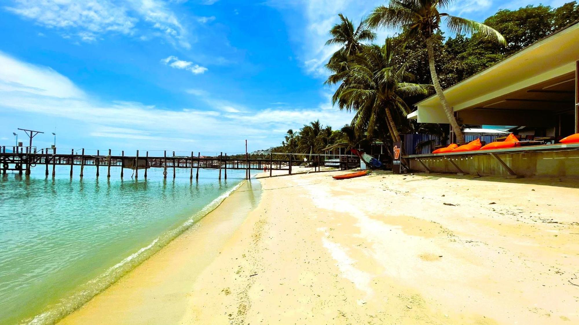 Rockstar Beach Apartments Bang Rak Beach  Bagian luar foto