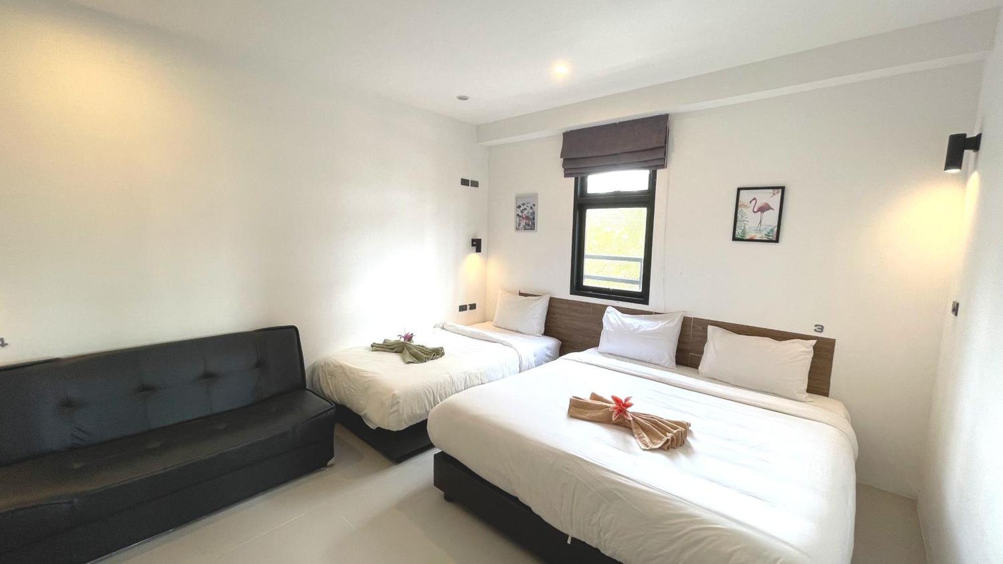 Rockstar Beach Apartments Bang Rak Beach  Bagian luar foto