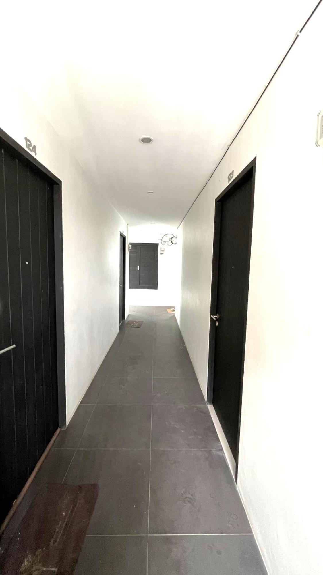Rockstar Beach Apartments Bang Rak Beach  Bagian luar foto