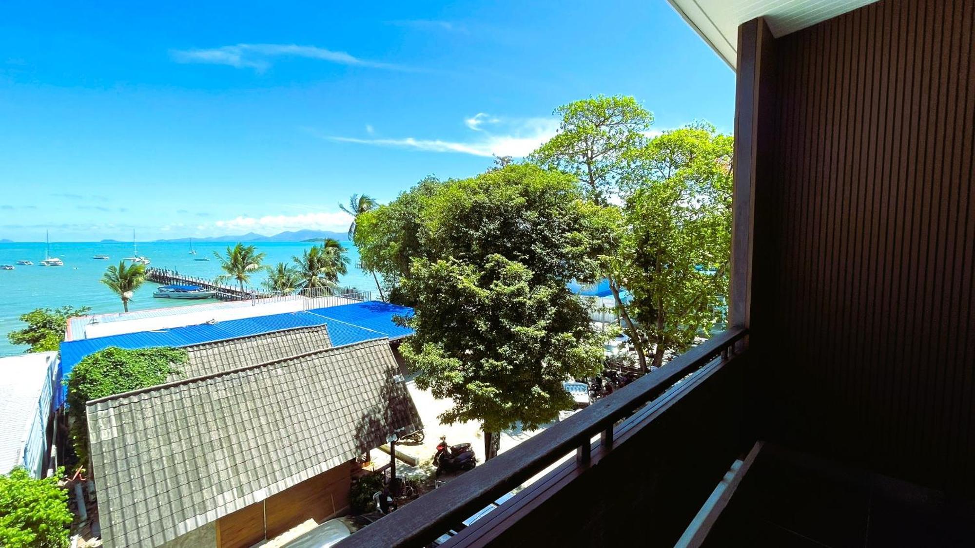 Rockstar Beach Apartments Bang Rak Beach  Bagian luar foto